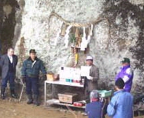 ���낵�̑���