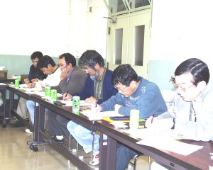 ���j�^�[���